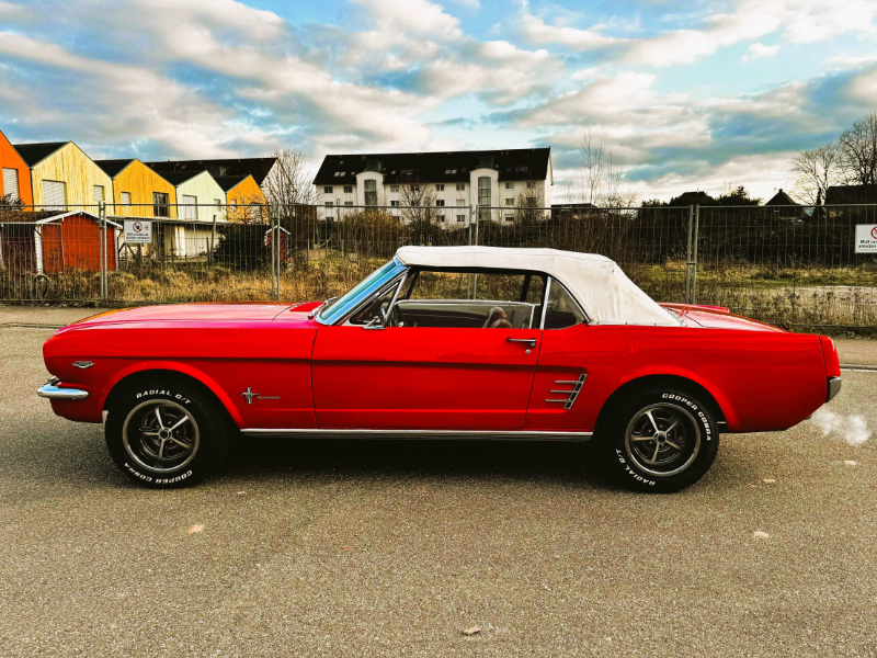 FordMustangT5_gallery2.png