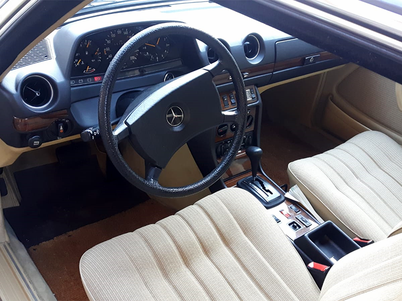 MercedesBenz280CEC123_gallery5.png